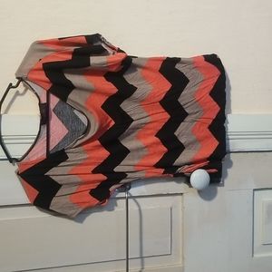 Coral, black, gray short sleeve shirt. L
